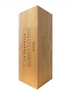La Chapelle de la Mission Haut-Brion 2015 Original wooden case of one double magnum (1x300cl) La Chapelle de la Mission Haut-Brion 2015 Original wooden case of one double magnum (1x300cl)